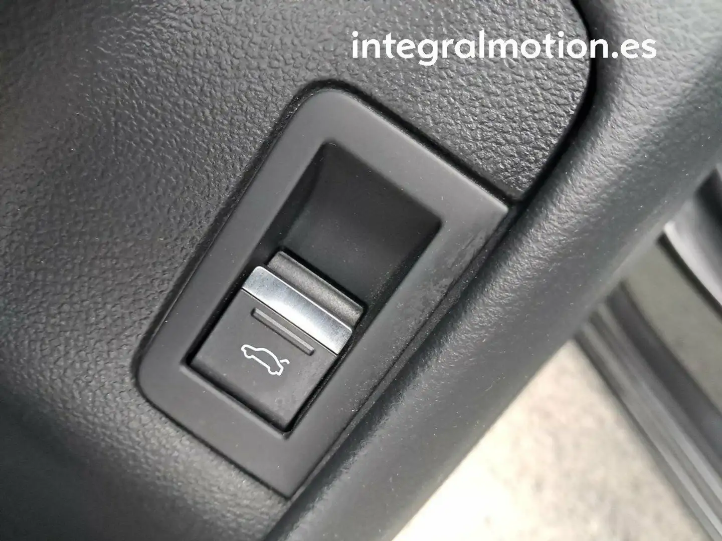 Audi A6 Business Edition Sport 30 TDI S Tronic 5d ex2i Negro - 2