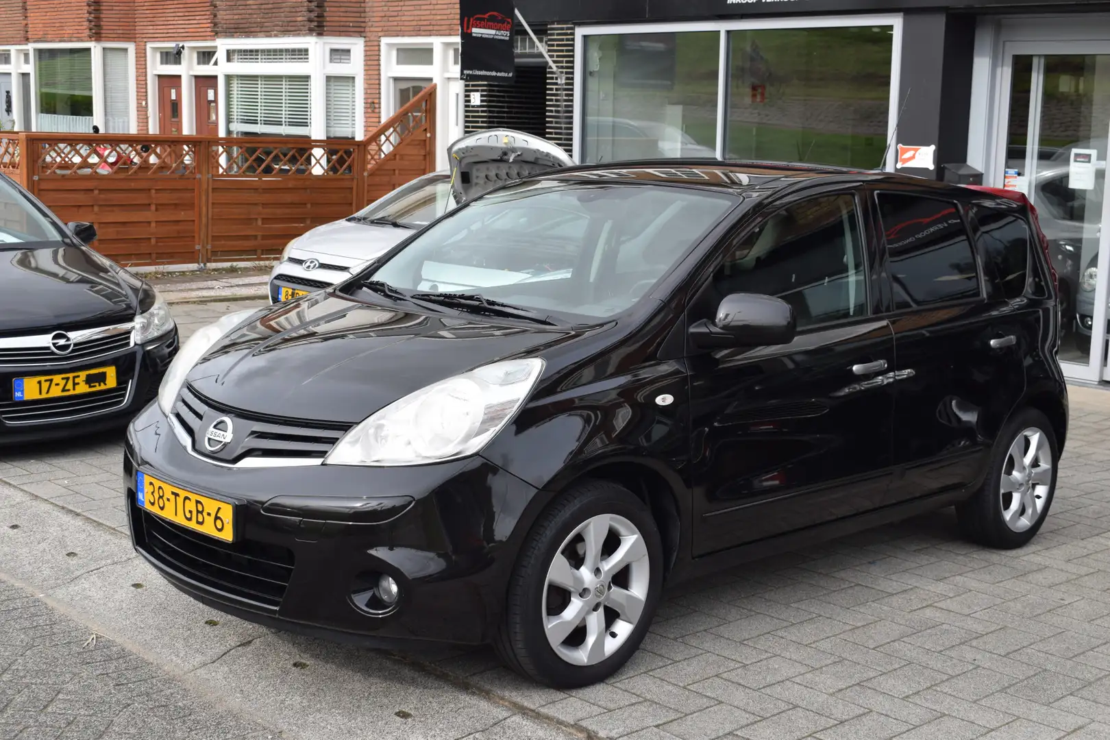 Nissan Note 1.6 Life + AUTOMAAT CRUISE/CLIMATE CONTROLE Zwart - 2