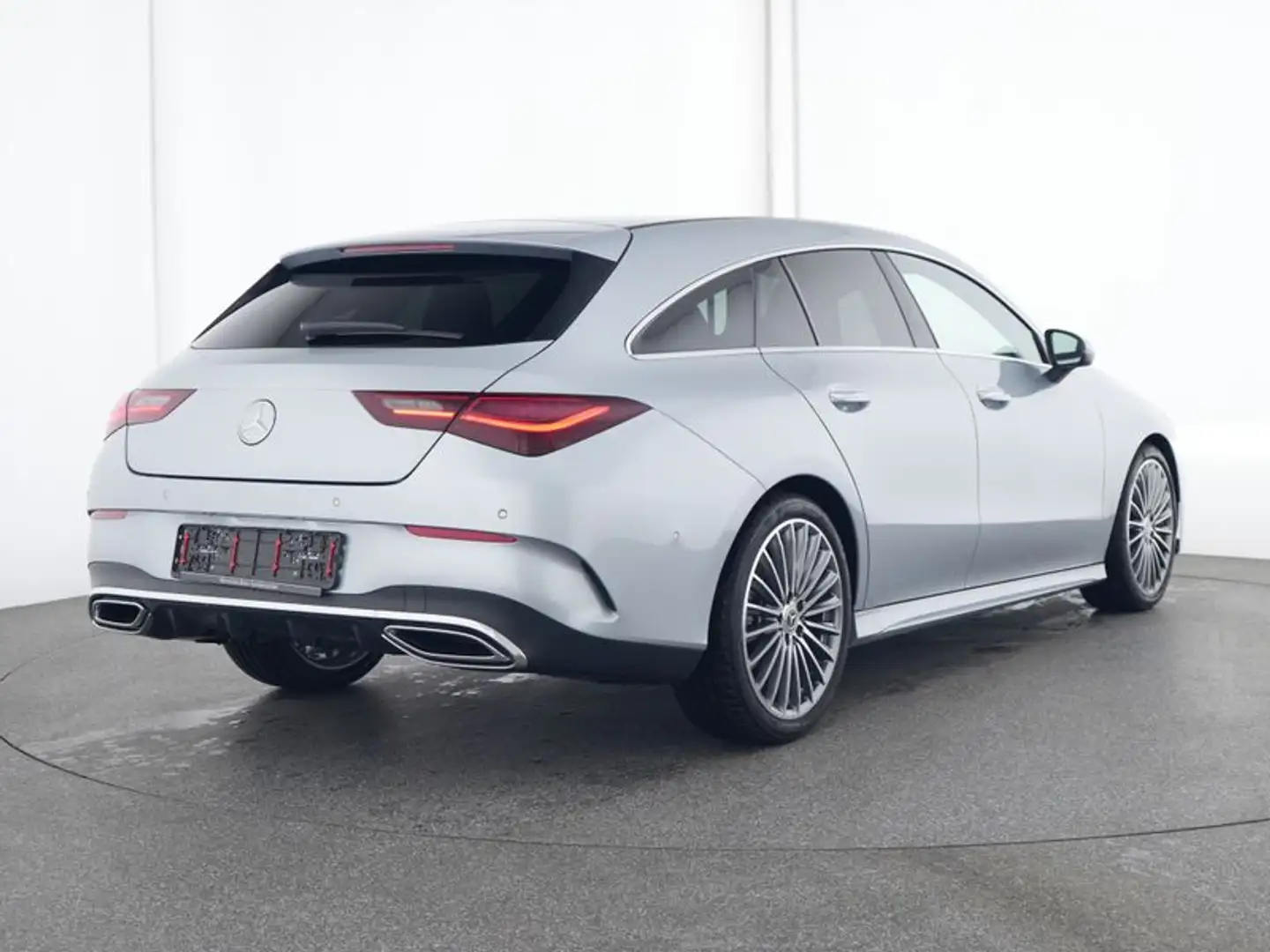 Mercedes-Benz CLA 200 SB *AMG Line Advanced Plus*Navi*Keyless* Zilver - 2