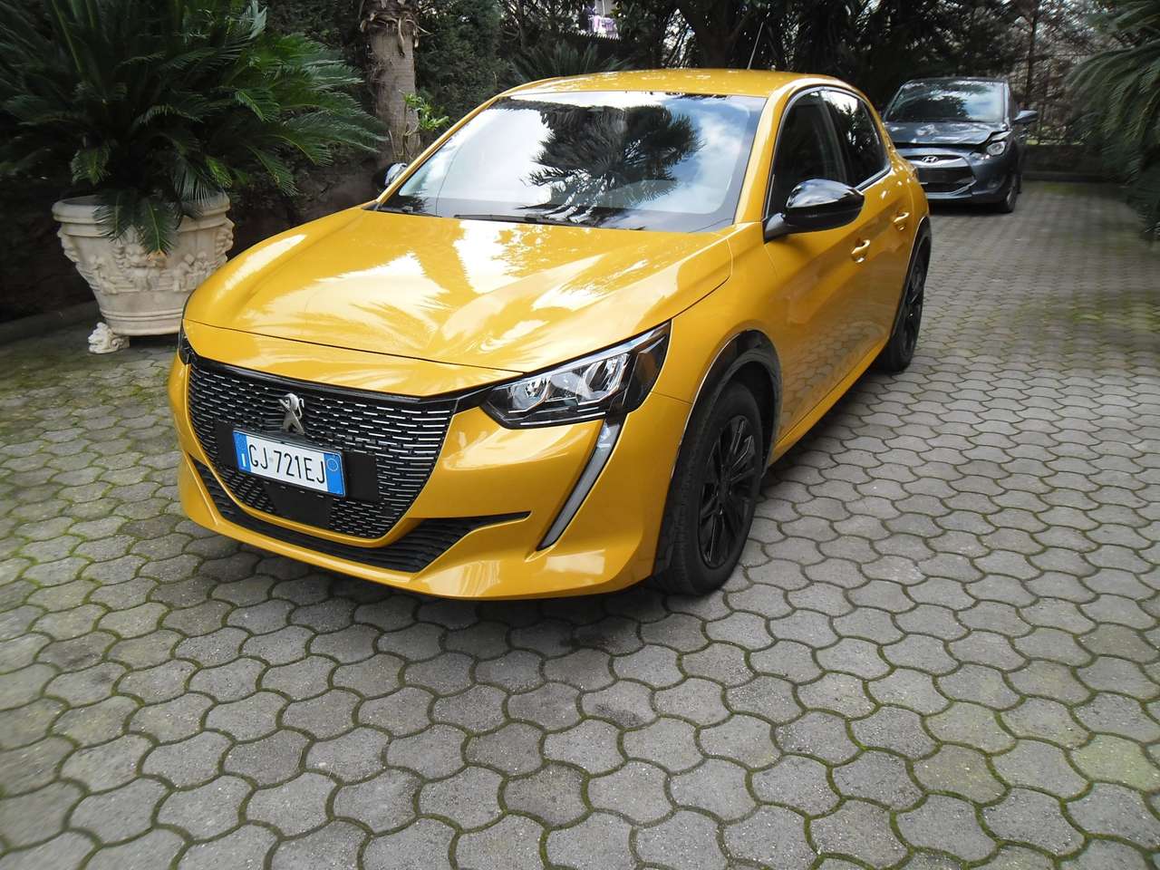 Peugeot 208 e-208 Allure Pack 100kW