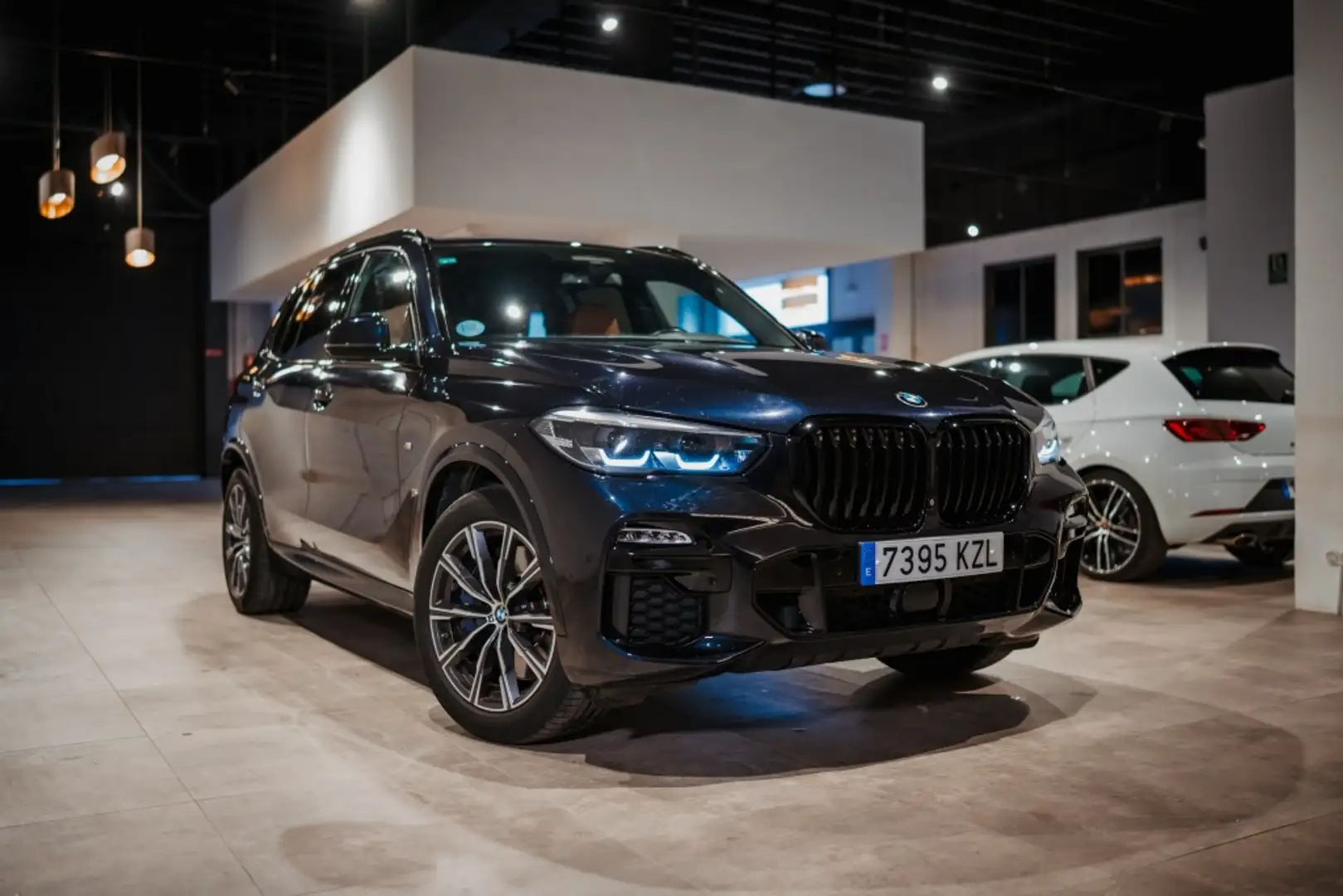 BMW X5 xDrive 40iA Blau - 1
