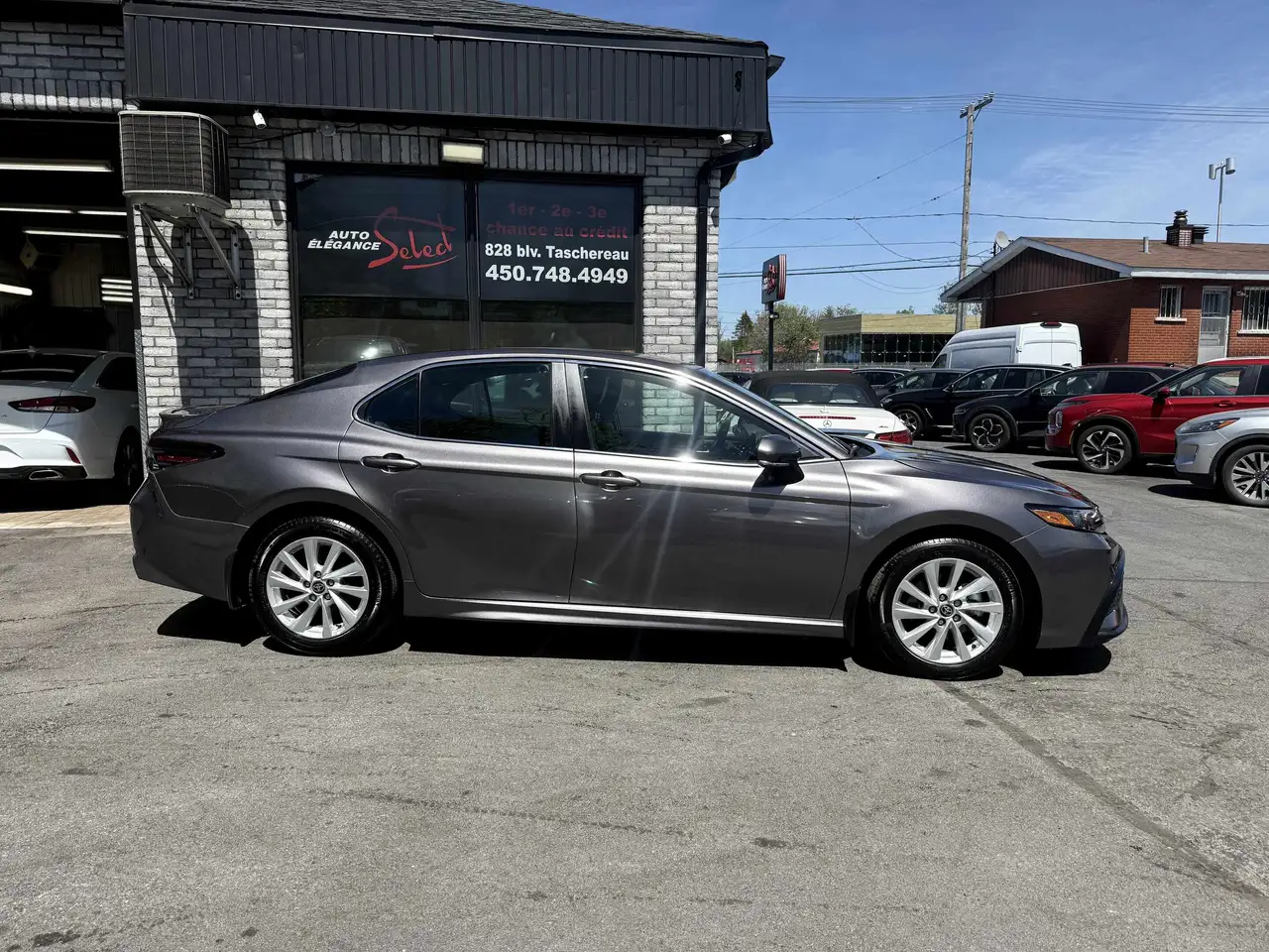 Toyota Camry снимка Toyota Camry