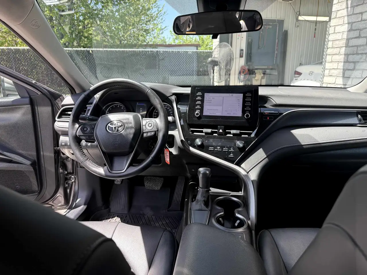 Toyota Camry снимка Toyota Camry