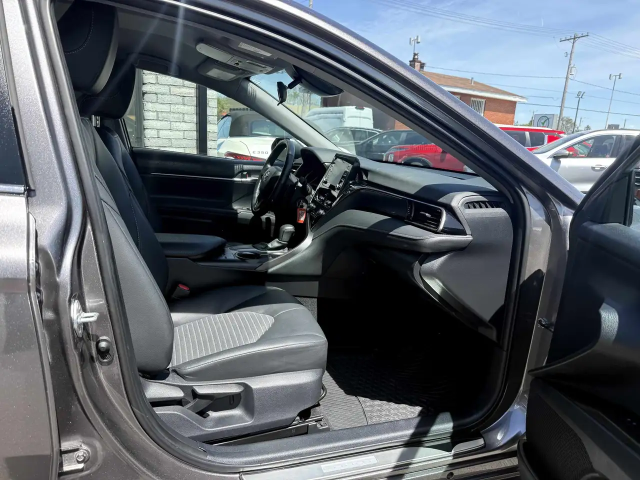 Toyota Camry снимка Toyota Camry