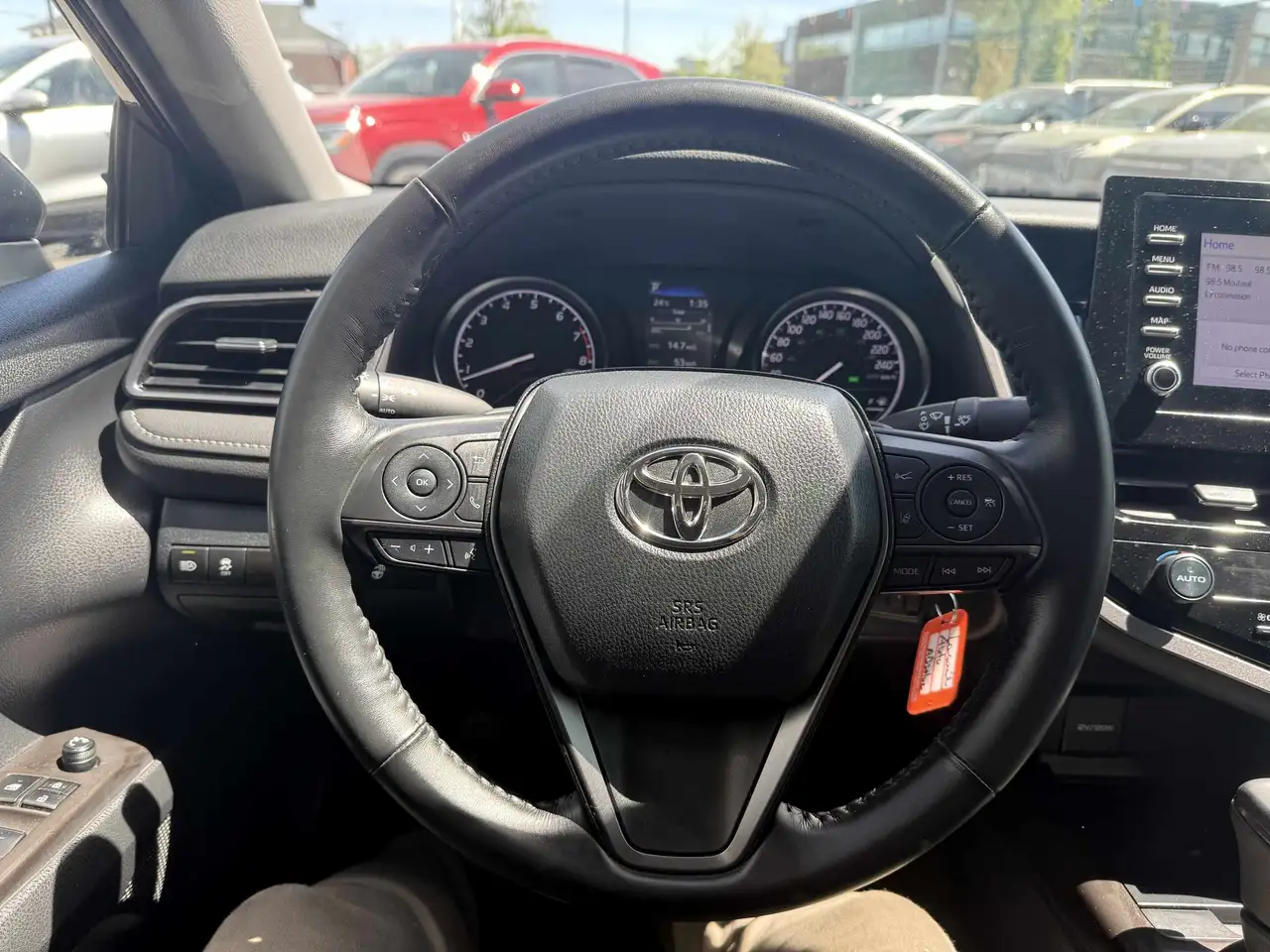 Toyota Camry снимка Toyota Camry