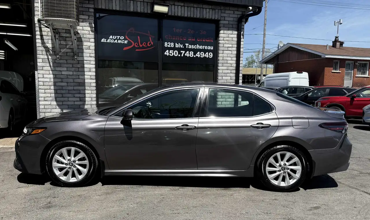 Toyota Camry снимка Toyota Camry