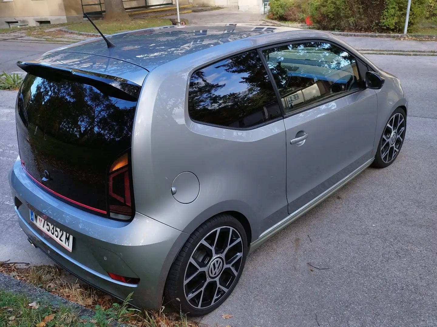 Volkswagen up! Up 1,0 GTI TSI BMT Silber - 2