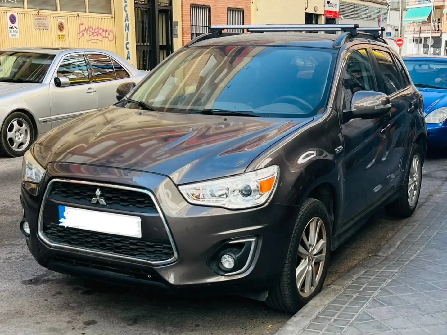 Mitsubishi ASX 180DI-D Motion Gris - 1