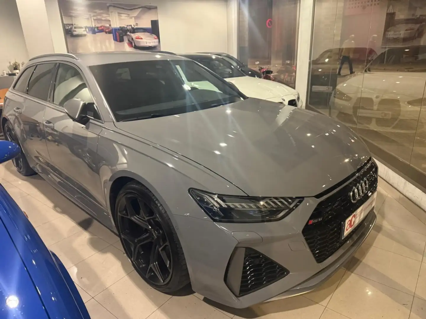 Audi RS6 Avant Performance 463kW Grijs - 2