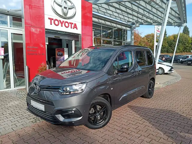 Toyota Proace Proace City Verso L1 Team D *8fachBereift*
