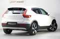 Volvo XC40 D4 Momentum Pro AWD Geartronic Weiß - thumbnail 3