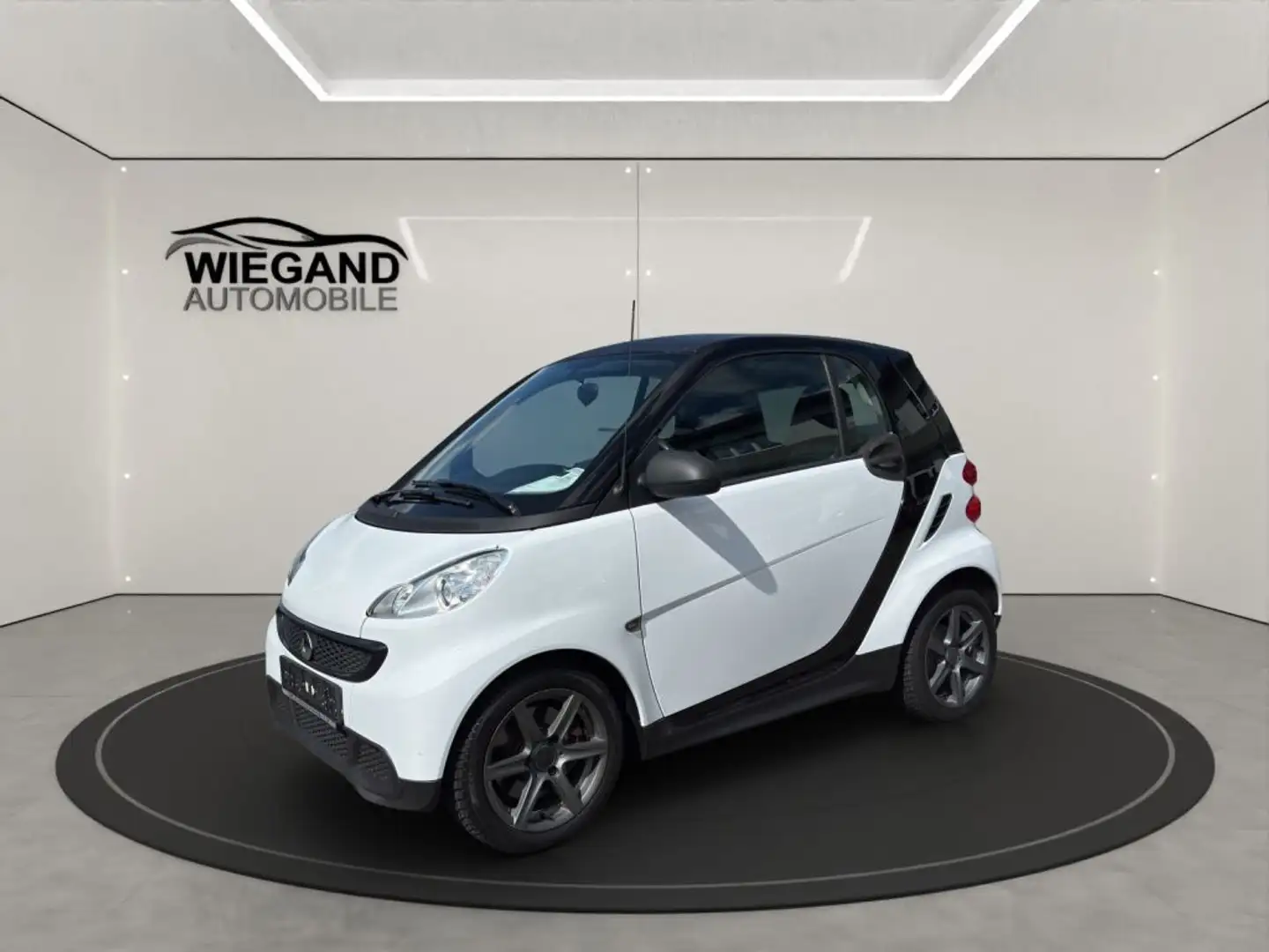 smart forTwo fortwo coupe pure micro hybrid drive+RADIO Weiß - 1