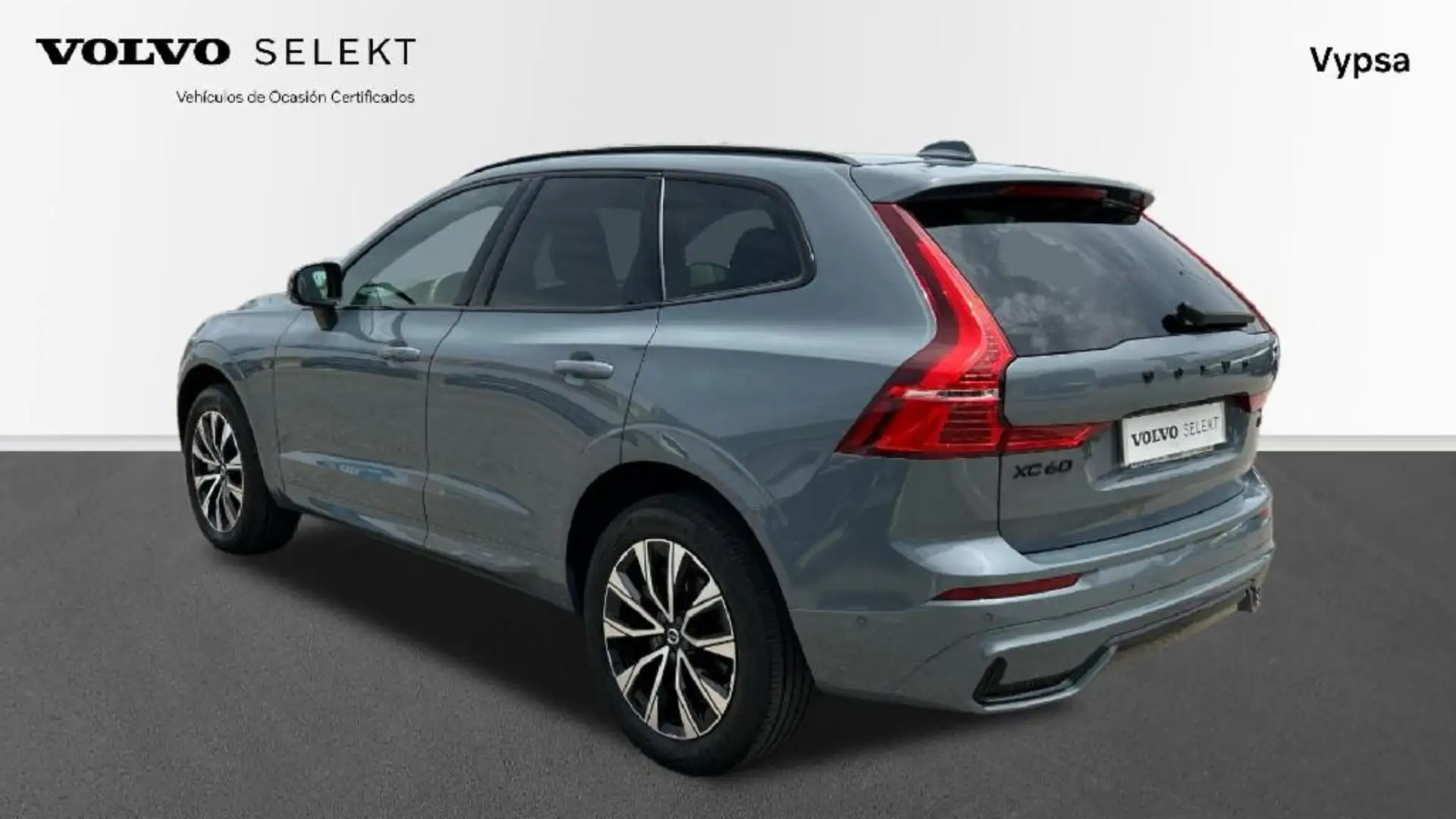 Volvo XC60 B4 Plus Dark FWD Aut. - 2