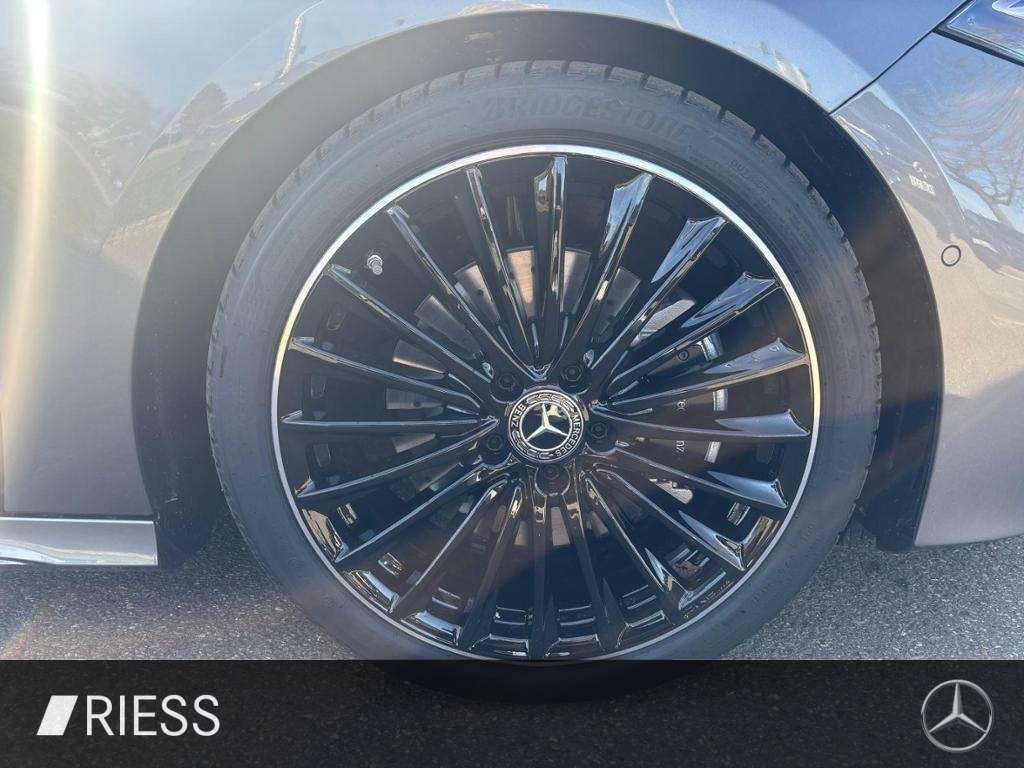 Mercedes-Benz A 220