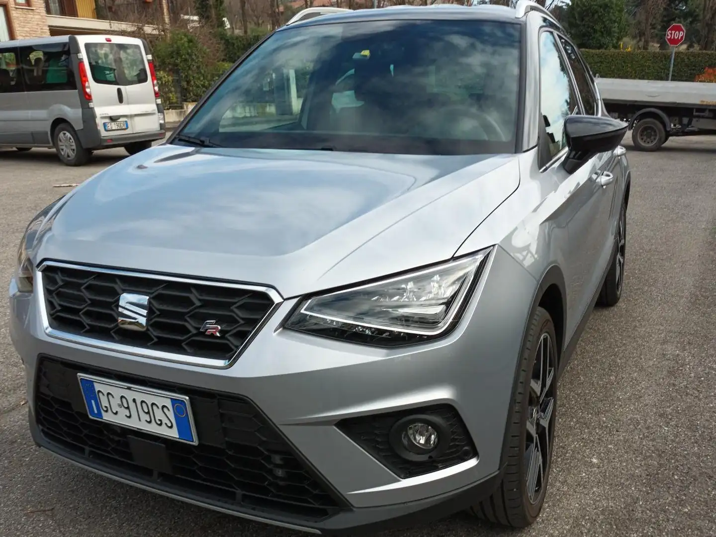 SEAT Arona Arona  1.0 tgi FR 90cv Argento - 1