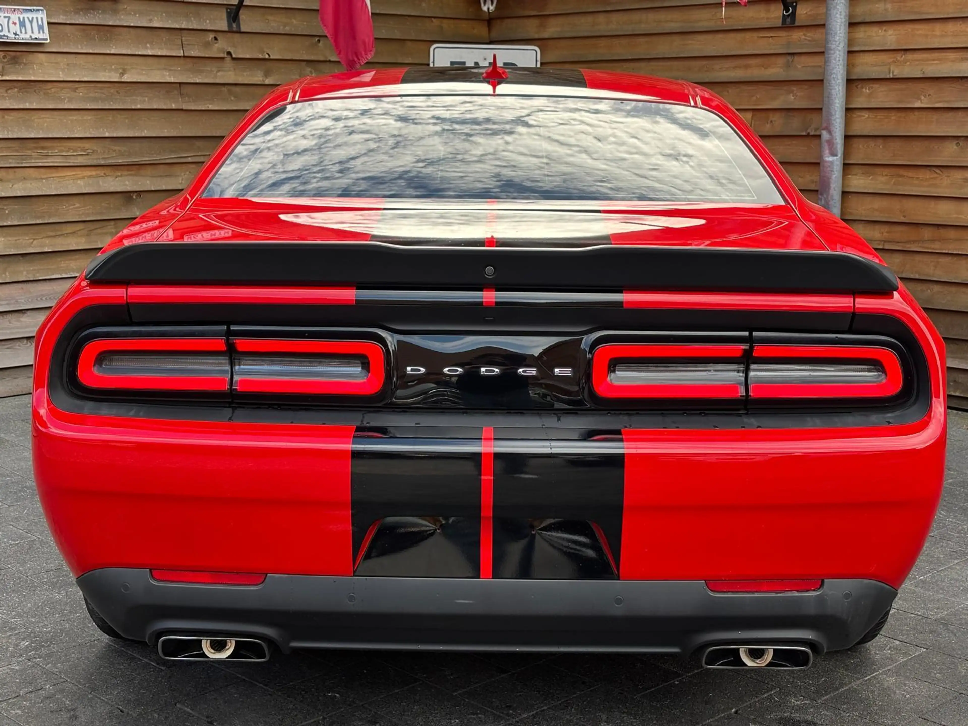 Dodge Challenger 5,7L V8 Widebody Brembo Performance — photo 13