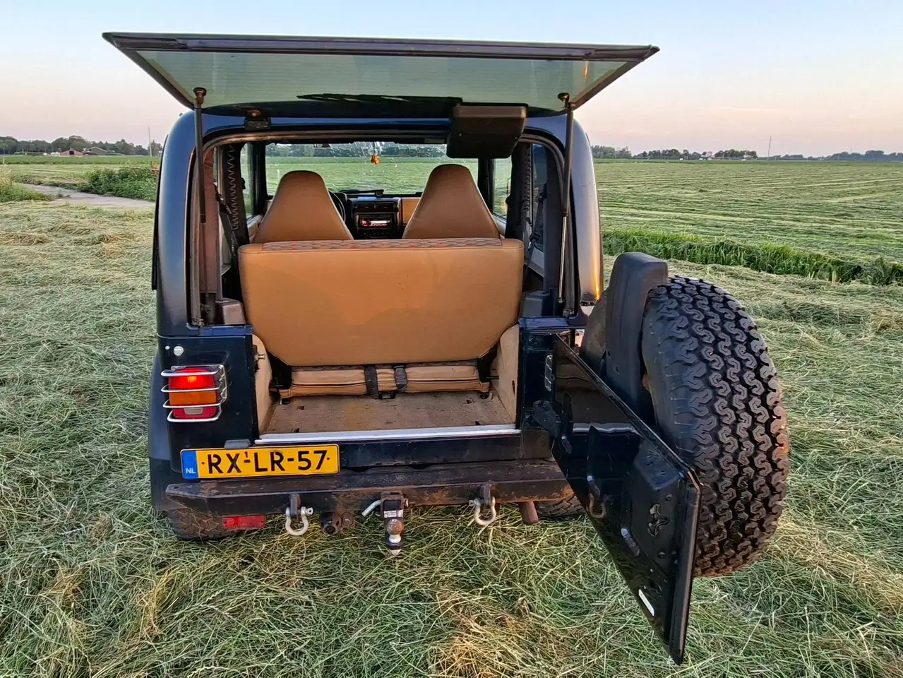 Jeep Wrangler 4.0i Hardtop, foto 10