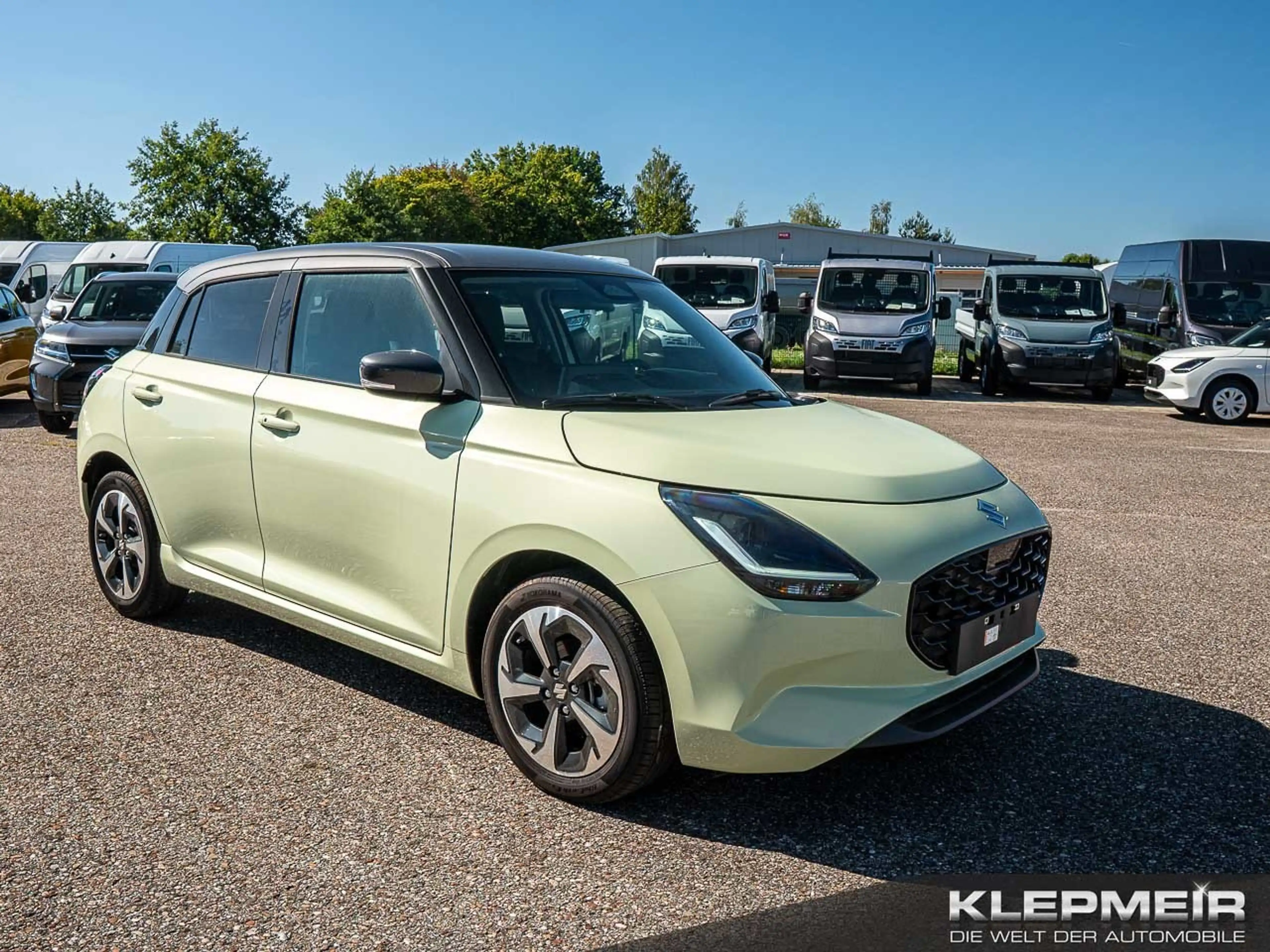 Suzuki Swift Comfort + CVT Hybrid — photo 3