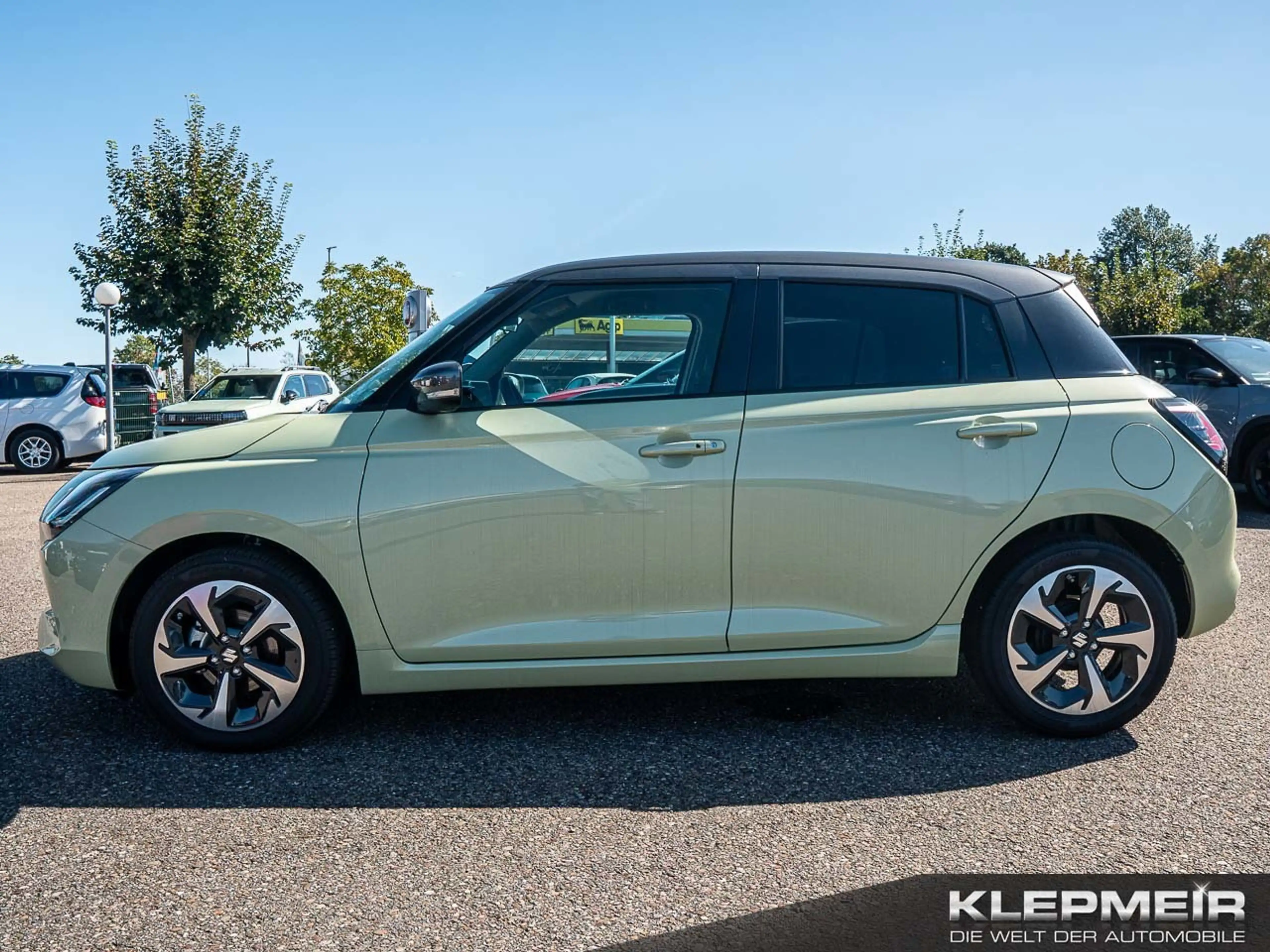 Suzuki Swift Comfort + CVT Hybrid — photo 8