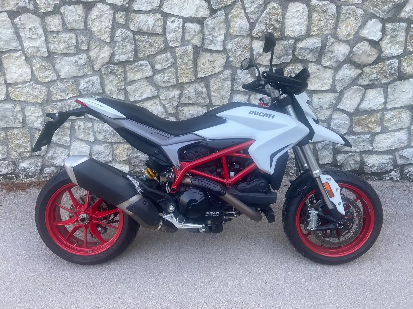 Ducati Hypermotard 939 Star Silk White Weiß - 1