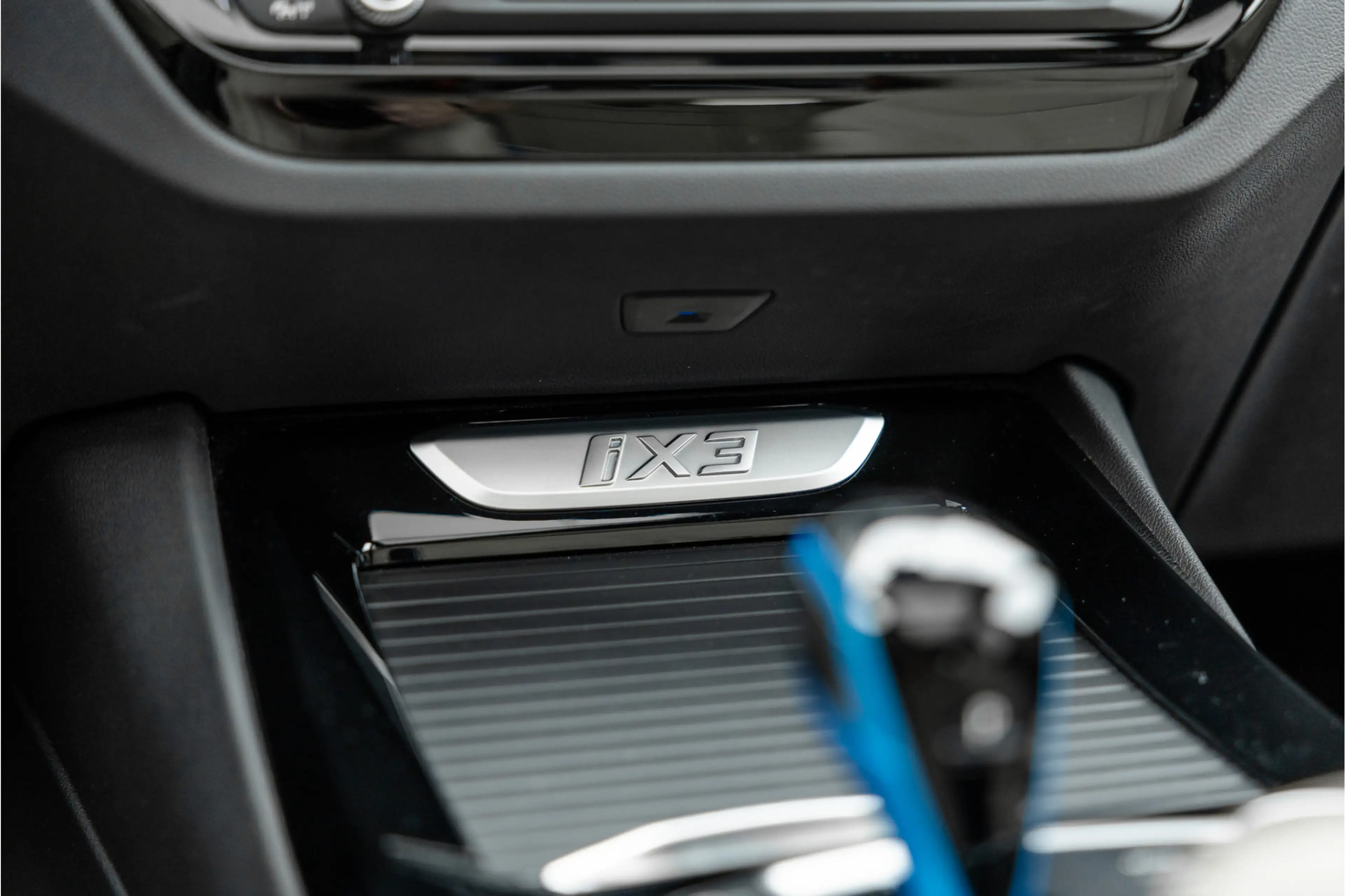 BMW iX3 High Executive 80 kWh — photo 50