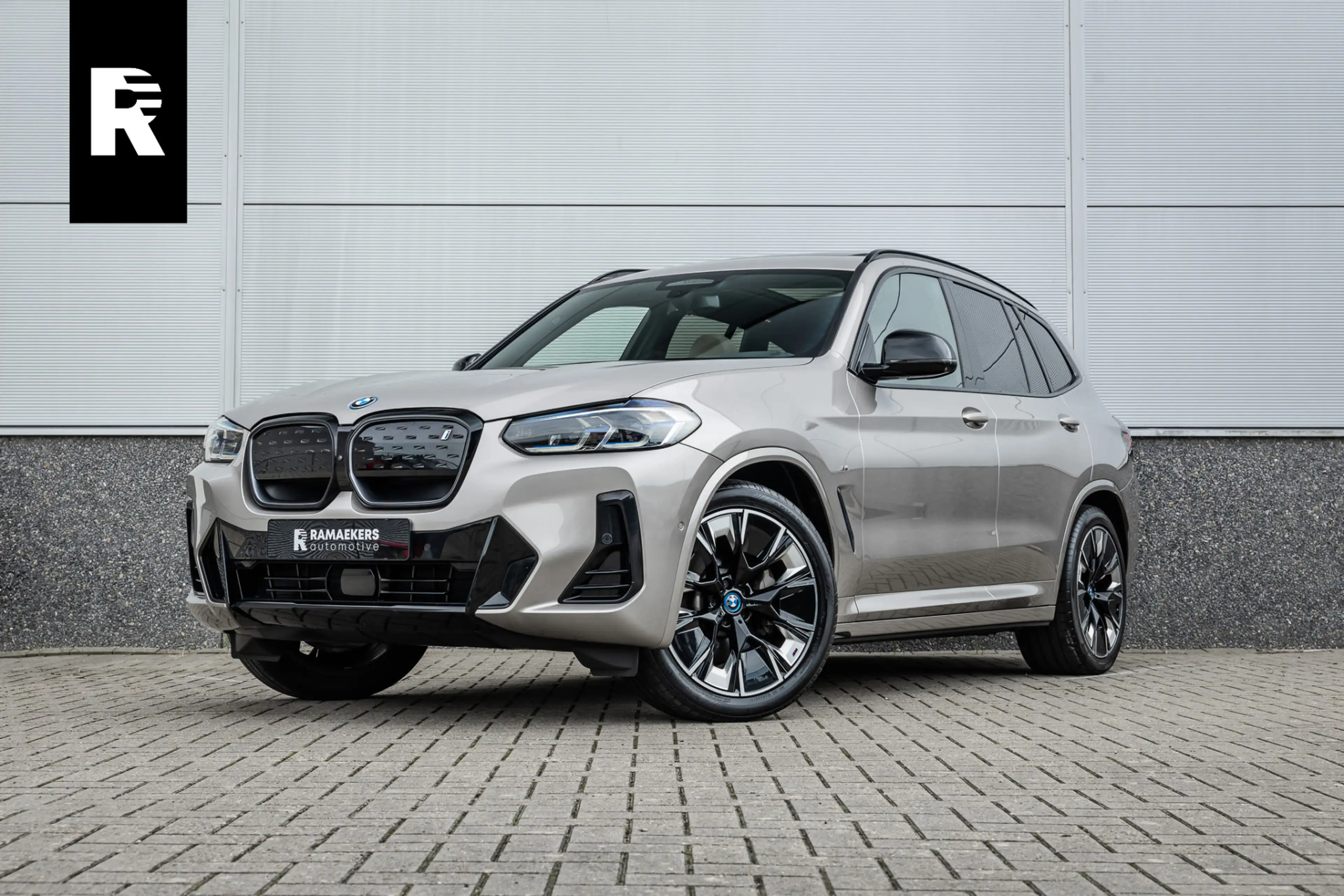 BMW iX3 High Executive 80 kWh