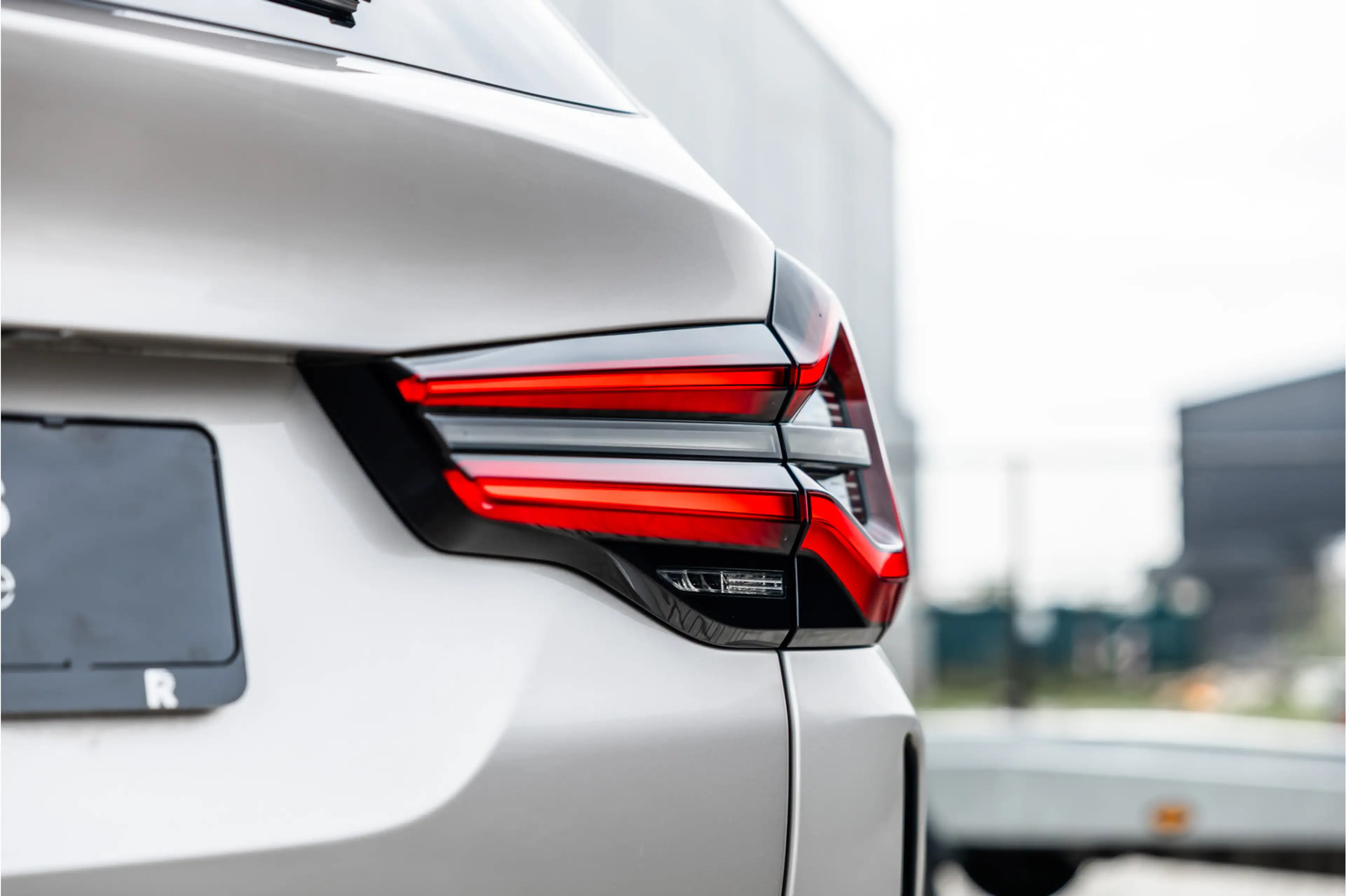 BMW iX3 High Executive 80 kWh — photo 38