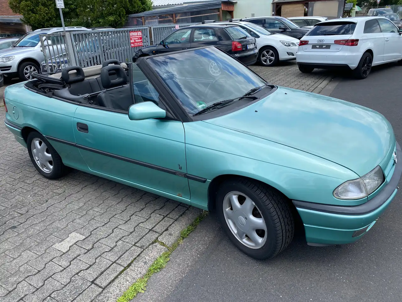 Opel Astra Cabrio 1.6i Bertone Edition, foto 3