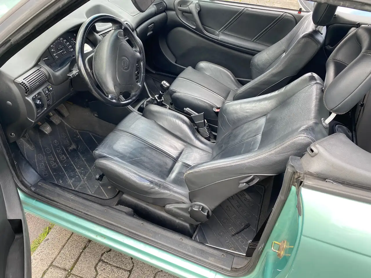 Opel Astra Cabrio 1.6i Bertone Edition, foto 11