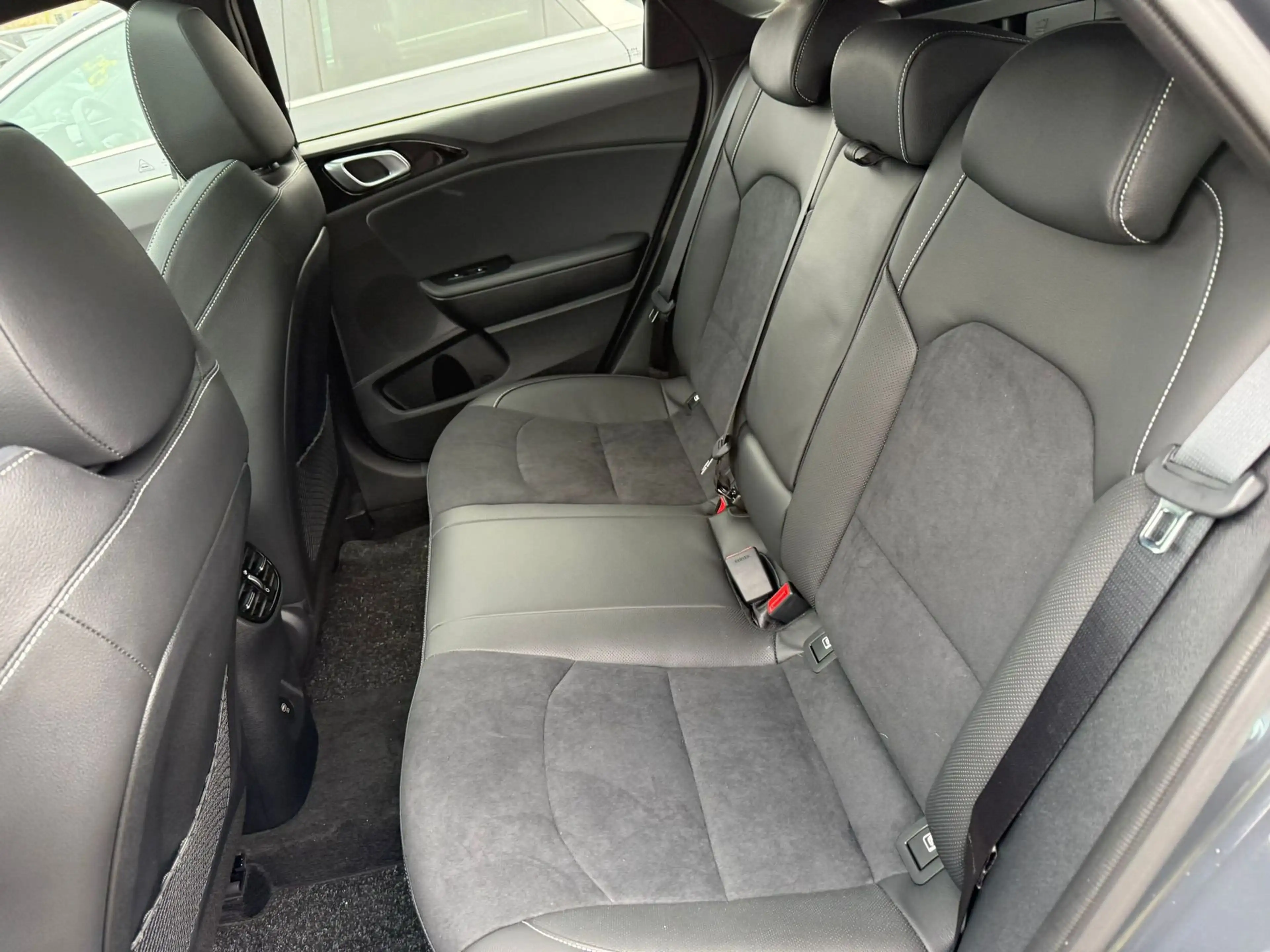 Kia ProCeed / pro_cee'd Proceed GT line 1.5 DCT - panodak - premiumpack — photo 13