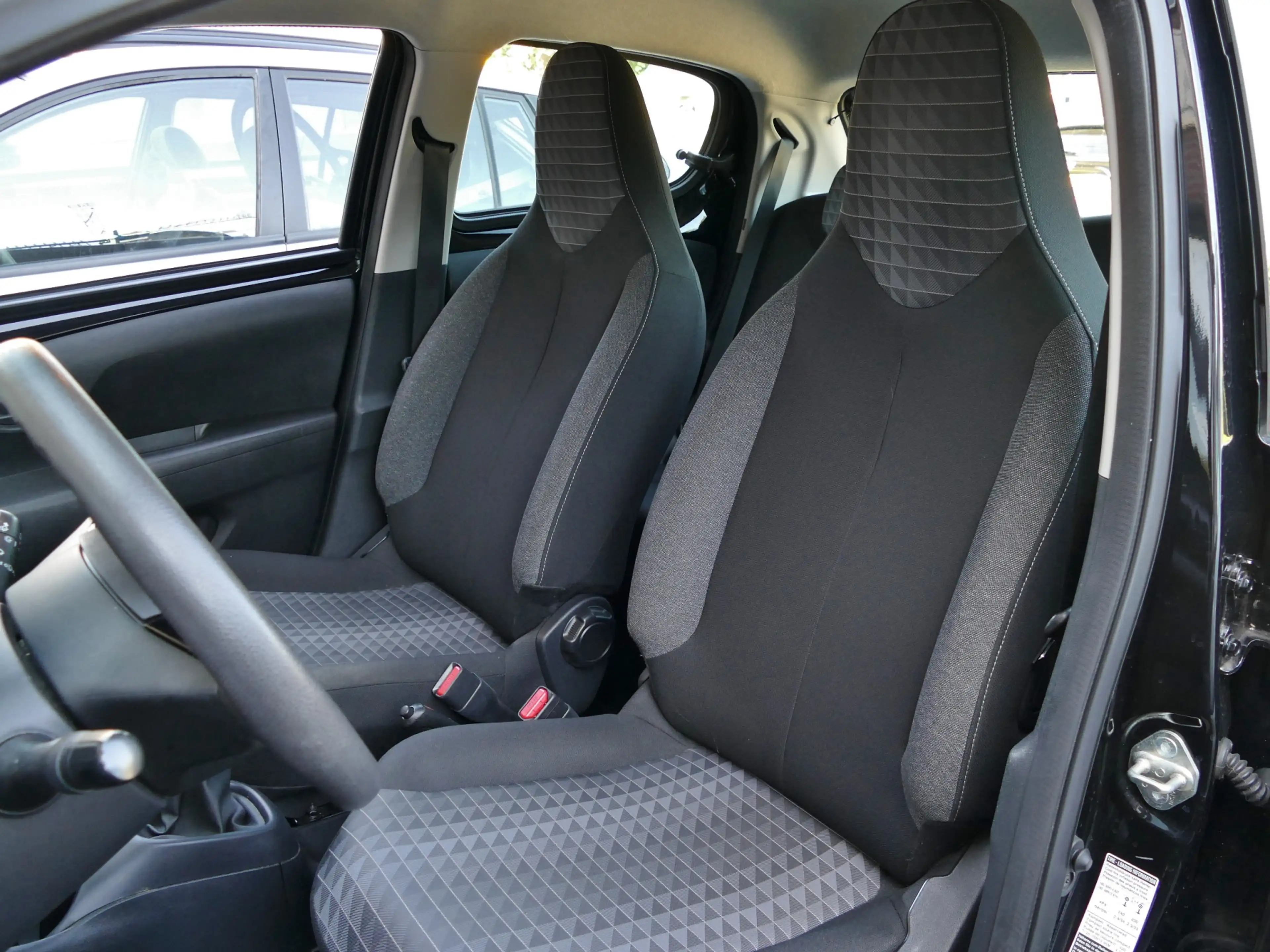 Peugeot 108 1.0 e-VTi Active | bluetooth | airco — photo 5