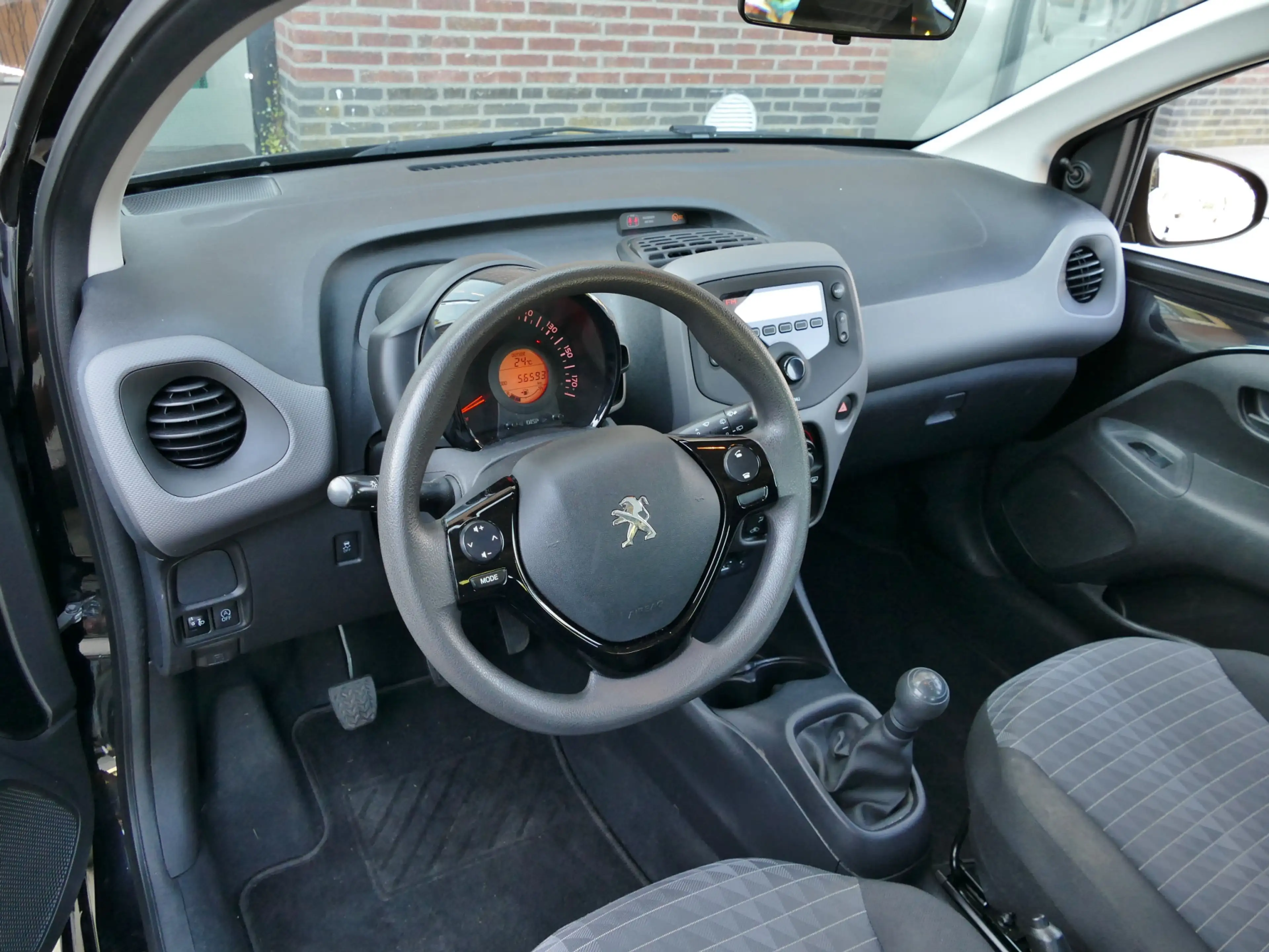Peugeot 108 1.0 e-VTi Active | bluetooth | airco — photo 24