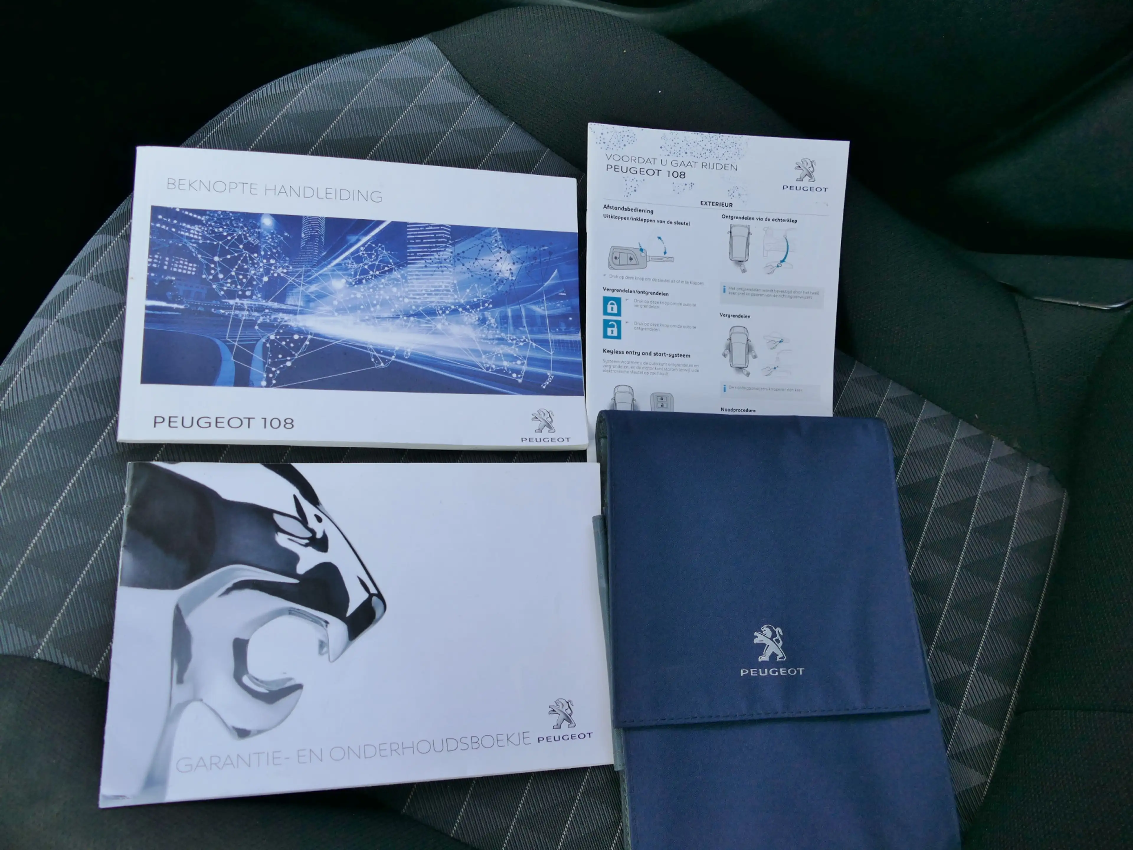 Peugeot 108 1.0 e-VTi Active | bluetooth | airco — photo 17