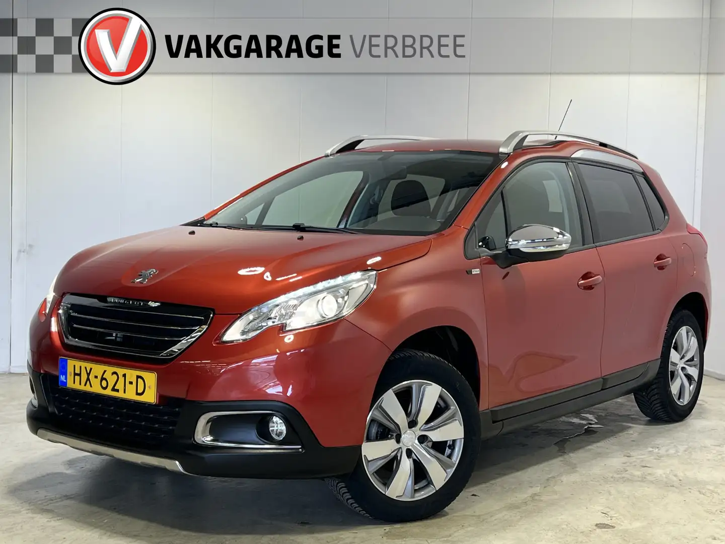 Peugeot 2008 1.2 Turbo Style | Climate control | Navigatie | Cr Rood - 1