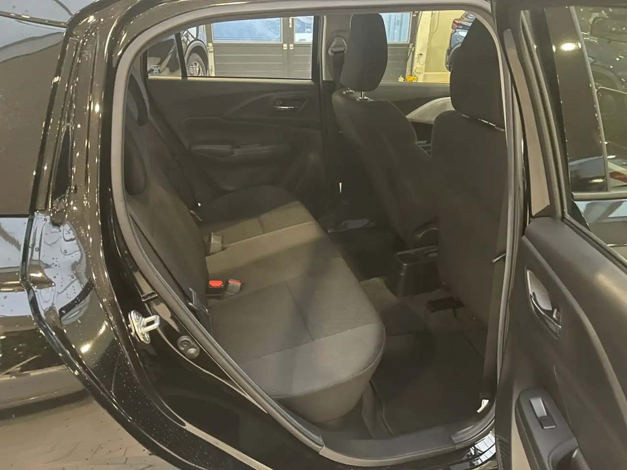 Suzuki Swift 1.2 Comfort Hybrid [ NIEUW MODEL | CAMERA | CARPLA 25