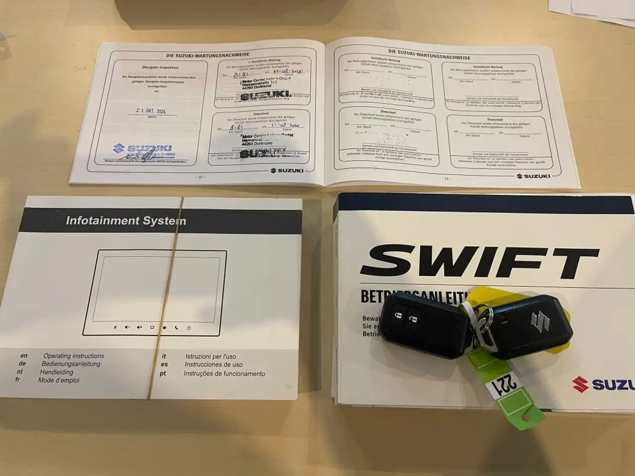 Suzuki Swift 1.2 Comfort Hybrid [ NIEUW MODEL | CAMERA | CARPLA 15