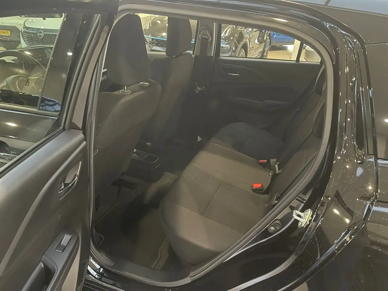 Suzuki Swift 1.2 Comfort Hybrid [ NIEUW MODEL | CAMERA | CARPLA 6