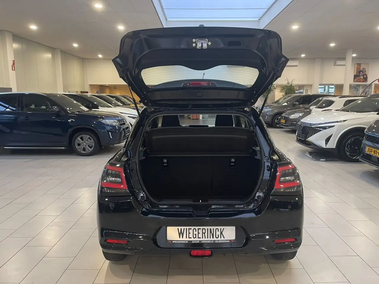 Suzuki Swift 1.2 Comfort Hybrid [ NIEUW MODEL | CAMERA | CARPLA 21