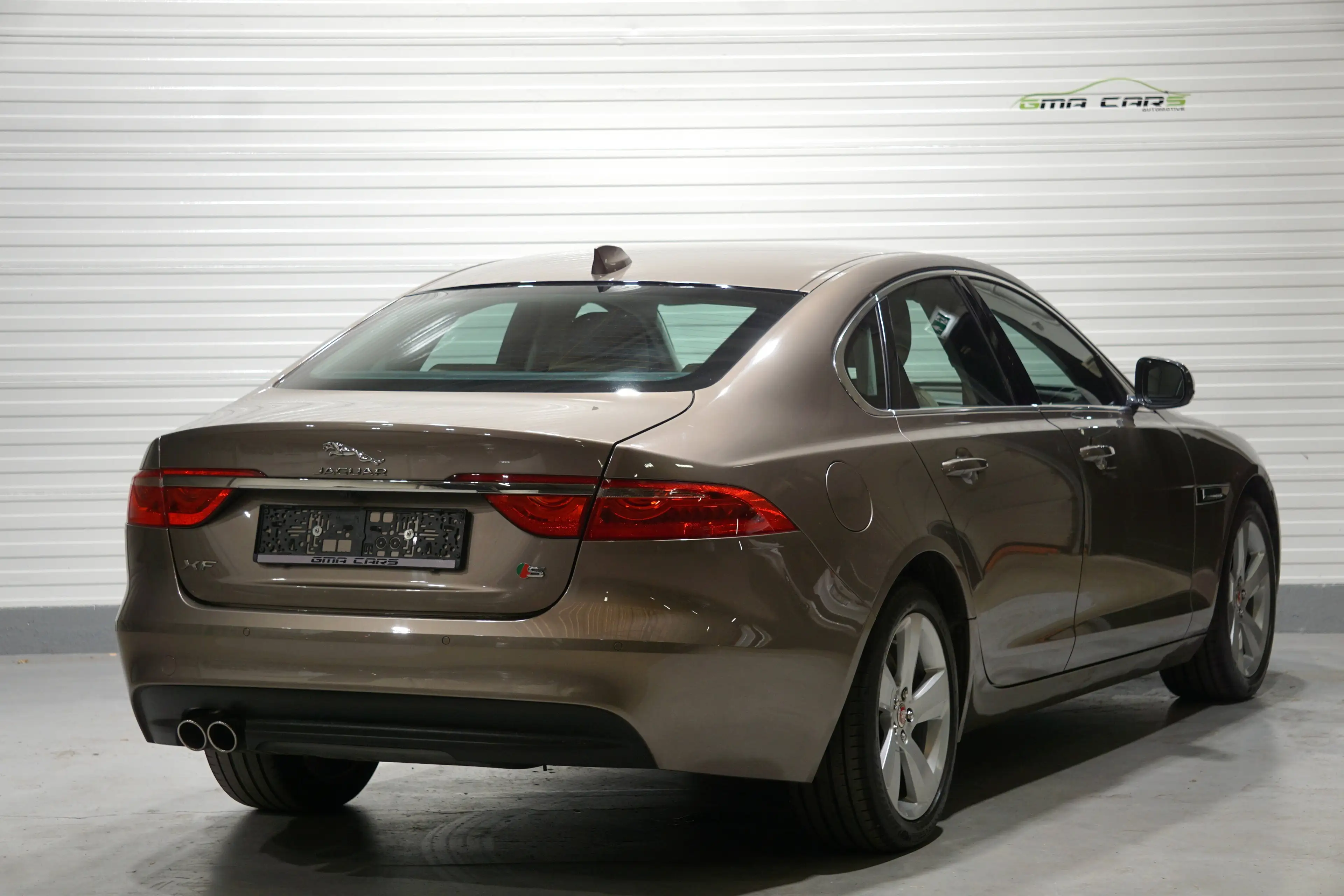 Jaguar XF XF 2.0 D S Aut-Navi-Leder-Airco-PDC-Cam-Garantie — photo 2