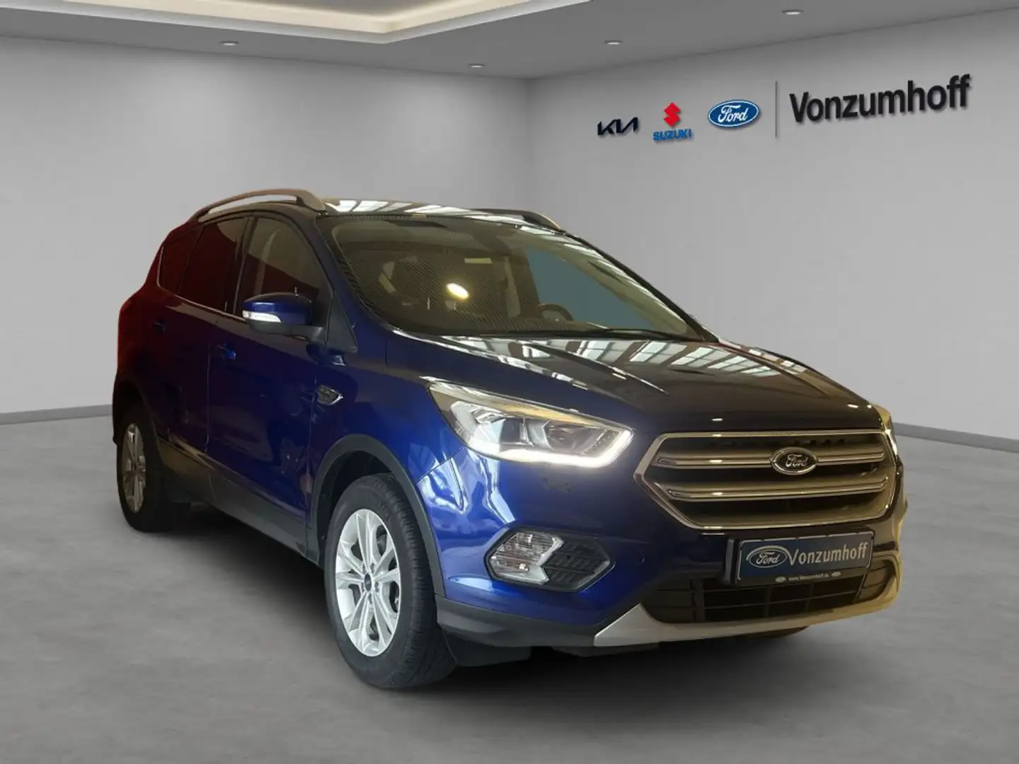 Ford Kuga 1.5 EcoBoost 2x4 Titanium Blau - 2
