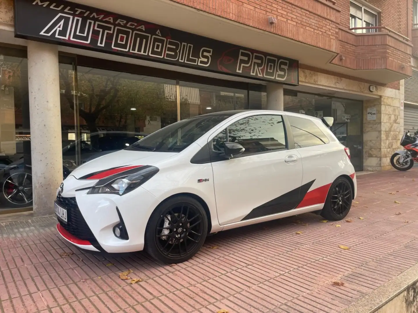 Toyota Yaris 1.8 GRMN + Go Blanco - 1