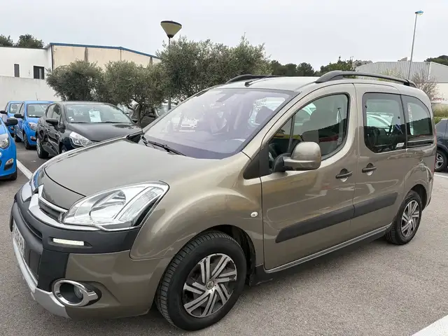 Citroen Berlingo II 1.6 e-HDi90 Airdream XTR + ETG6 5p