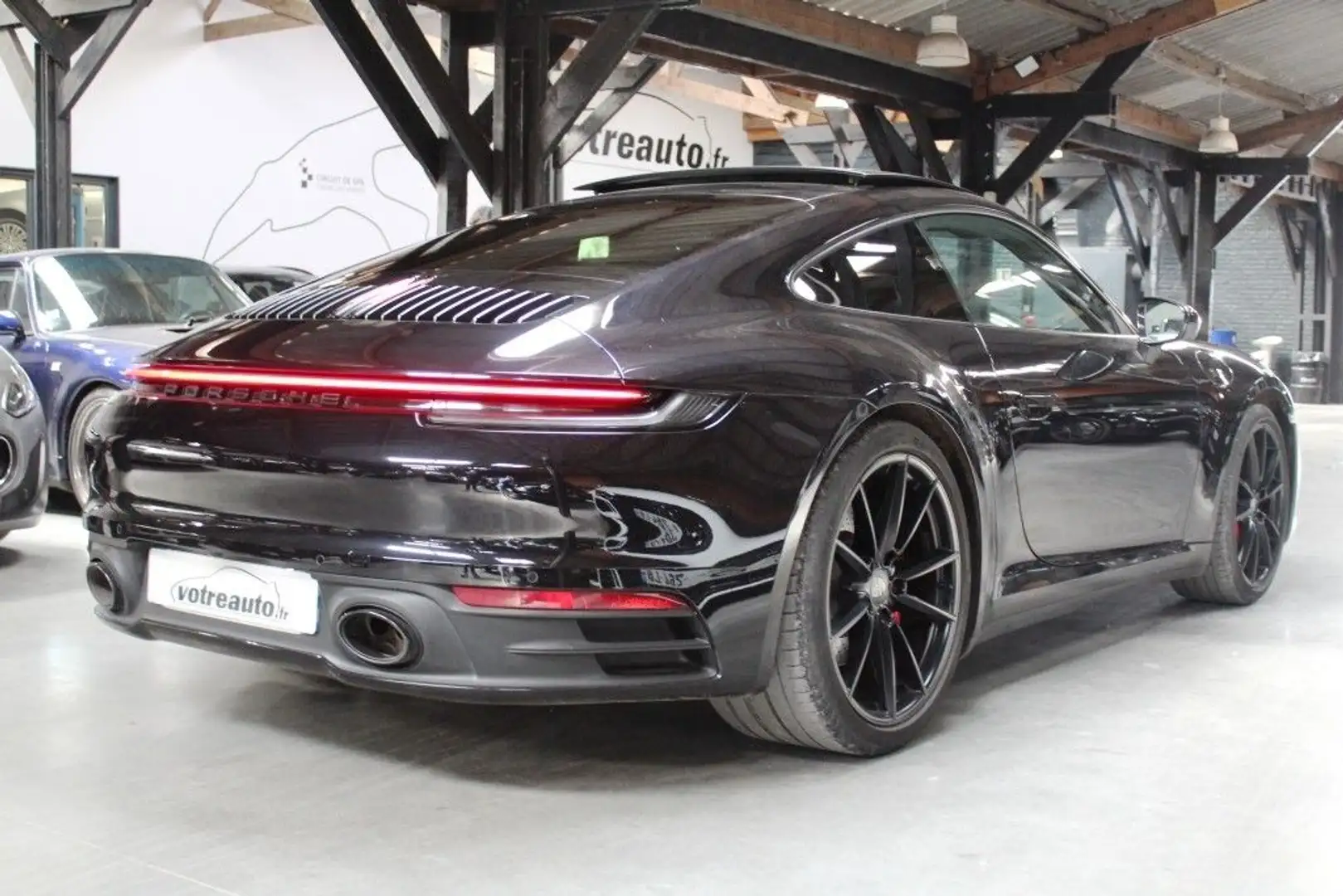 Porsche 911 (992) COUPE 3.0 450 CARRERA 4S PDK8 Schwarz - 2