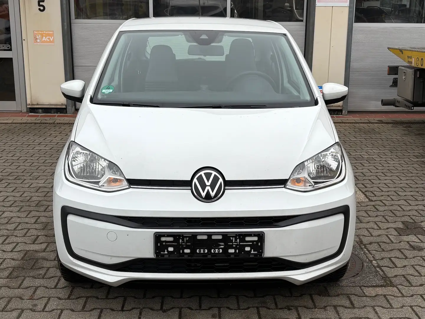 Volkswagen up! 1,0i  65 PS/Klimaautomatik/ DAB/Facelift/Euro 6d Wit - 2