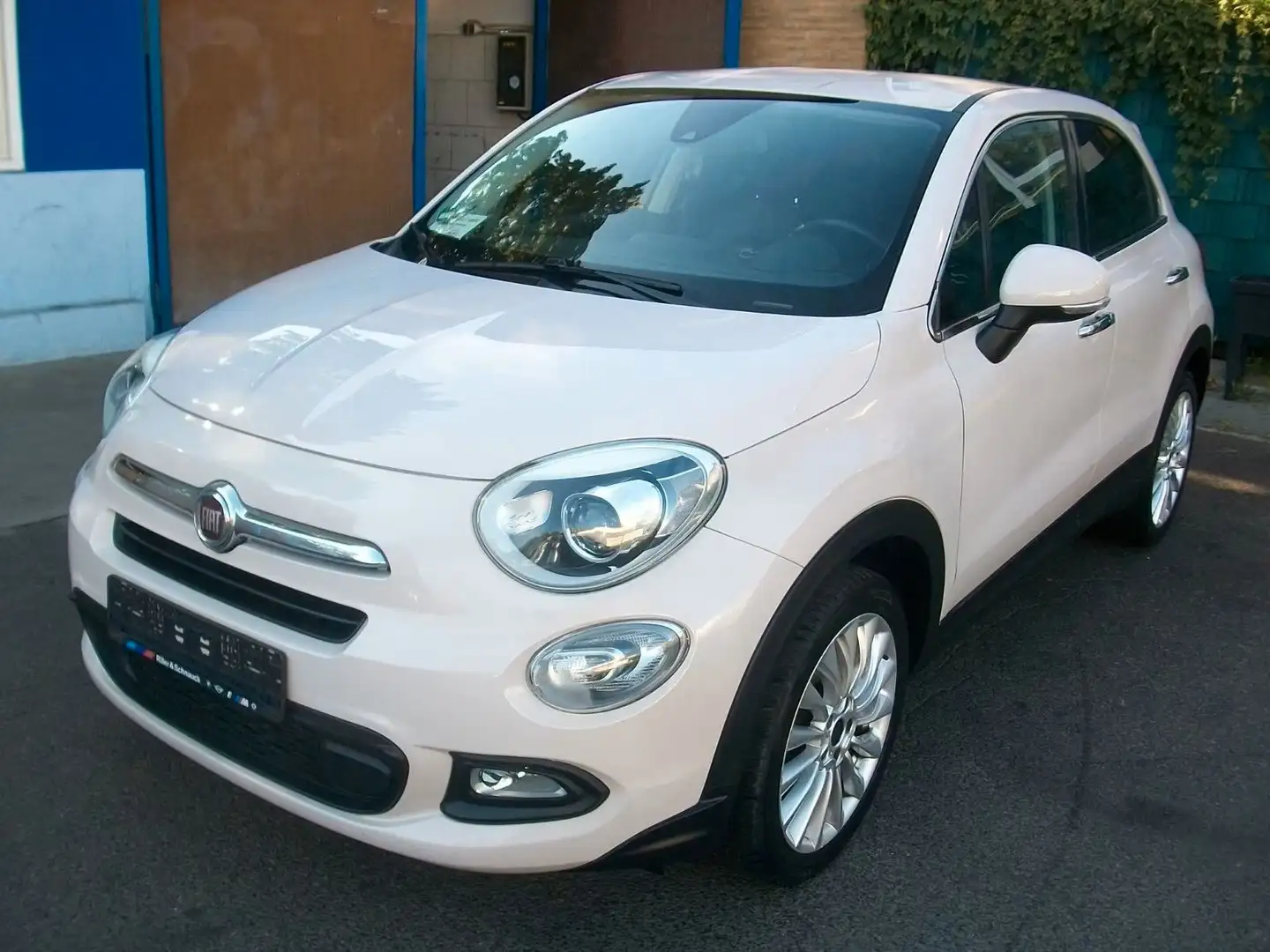 Fiat 500X Lounge*Klima*5Gang*Navi*Leder*PDC*Euro6* Grau - 1