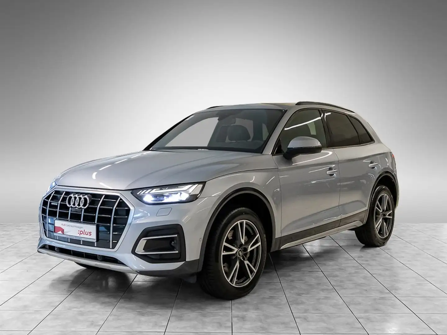 Audi Q5 SUV Advanced 45 TFSI quattro S tronic Silber - 2
