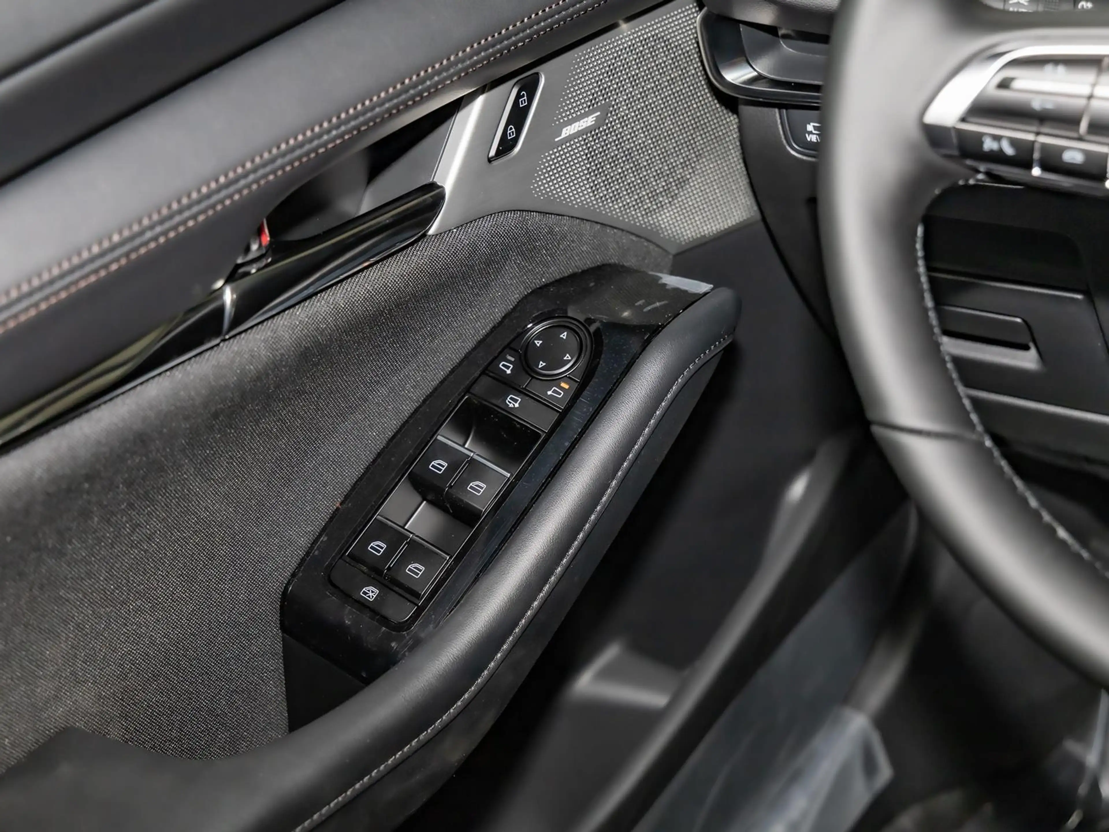 Mazda 3 6AT FWD Exclusive-Line 360° PDC RFK BOSE — photo 8