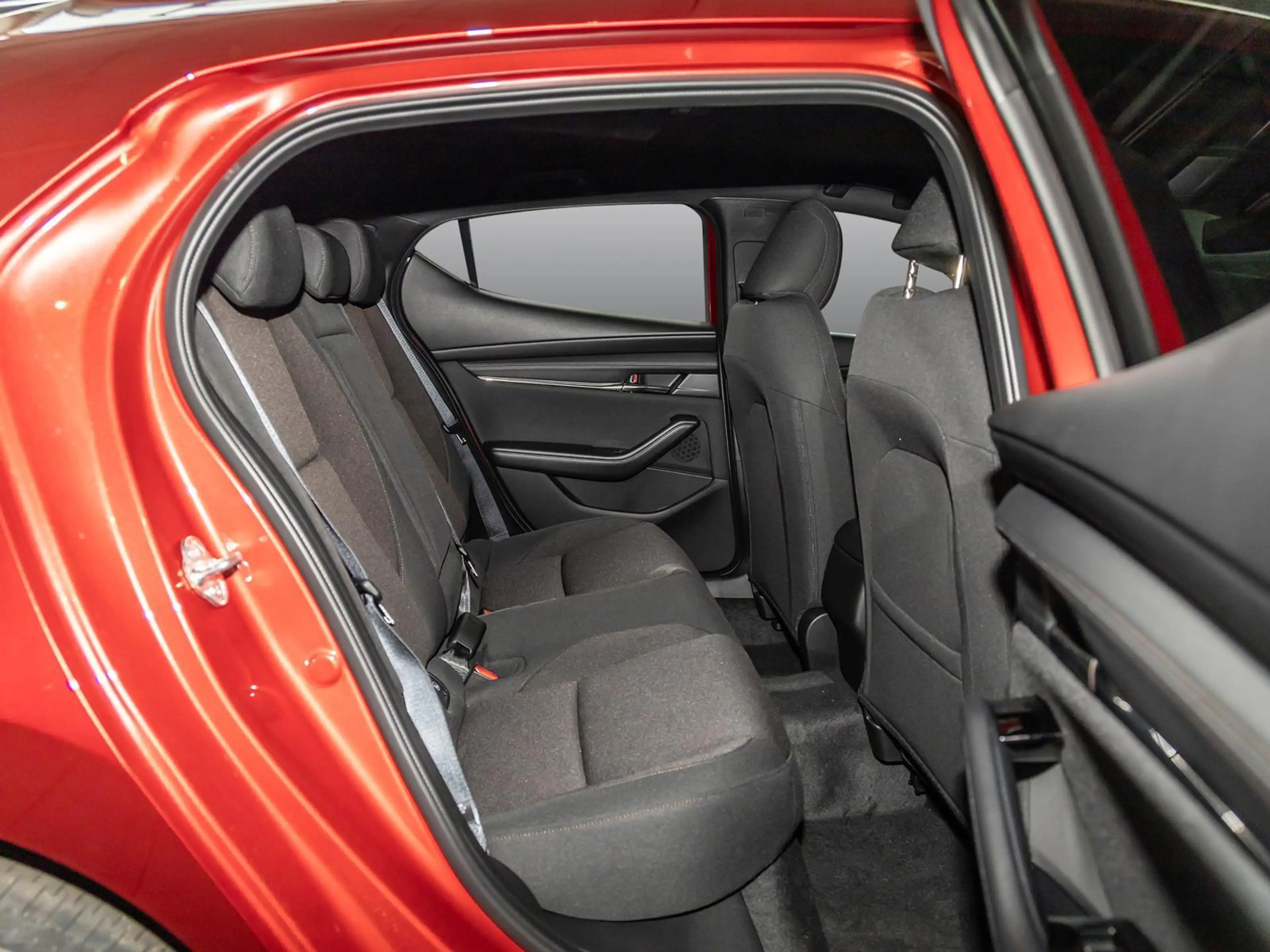 Mazda 3 6AT FWD Exclusive-Line 360° PDC RFK BOSE — photo 5