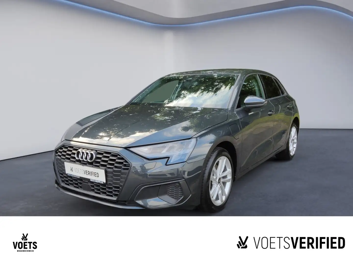 Audi A3 Sportback 40 TFSIe S-tronic AHK+RFK+SHZ+KLIMA Grau - 1