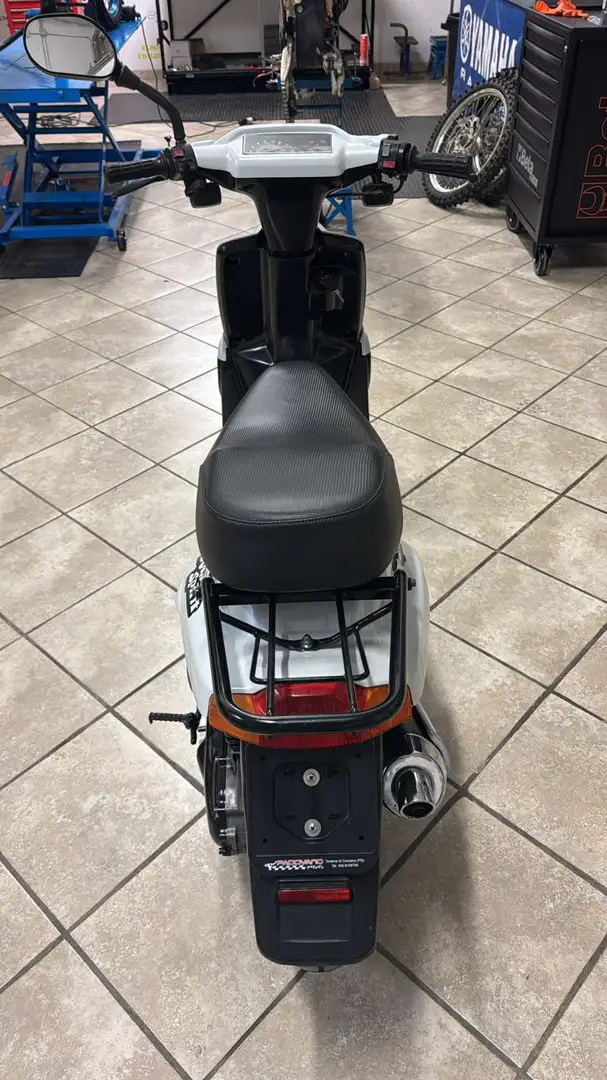 MBK Booster Blanco - 2